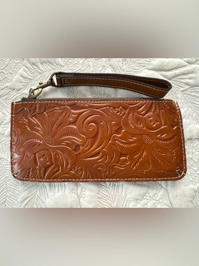 Patricia Nash Leather Wristlet Clutch in Cognac Brown